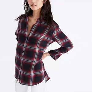 Madewell classic boyfriend flannel button down top size small red black Plaid